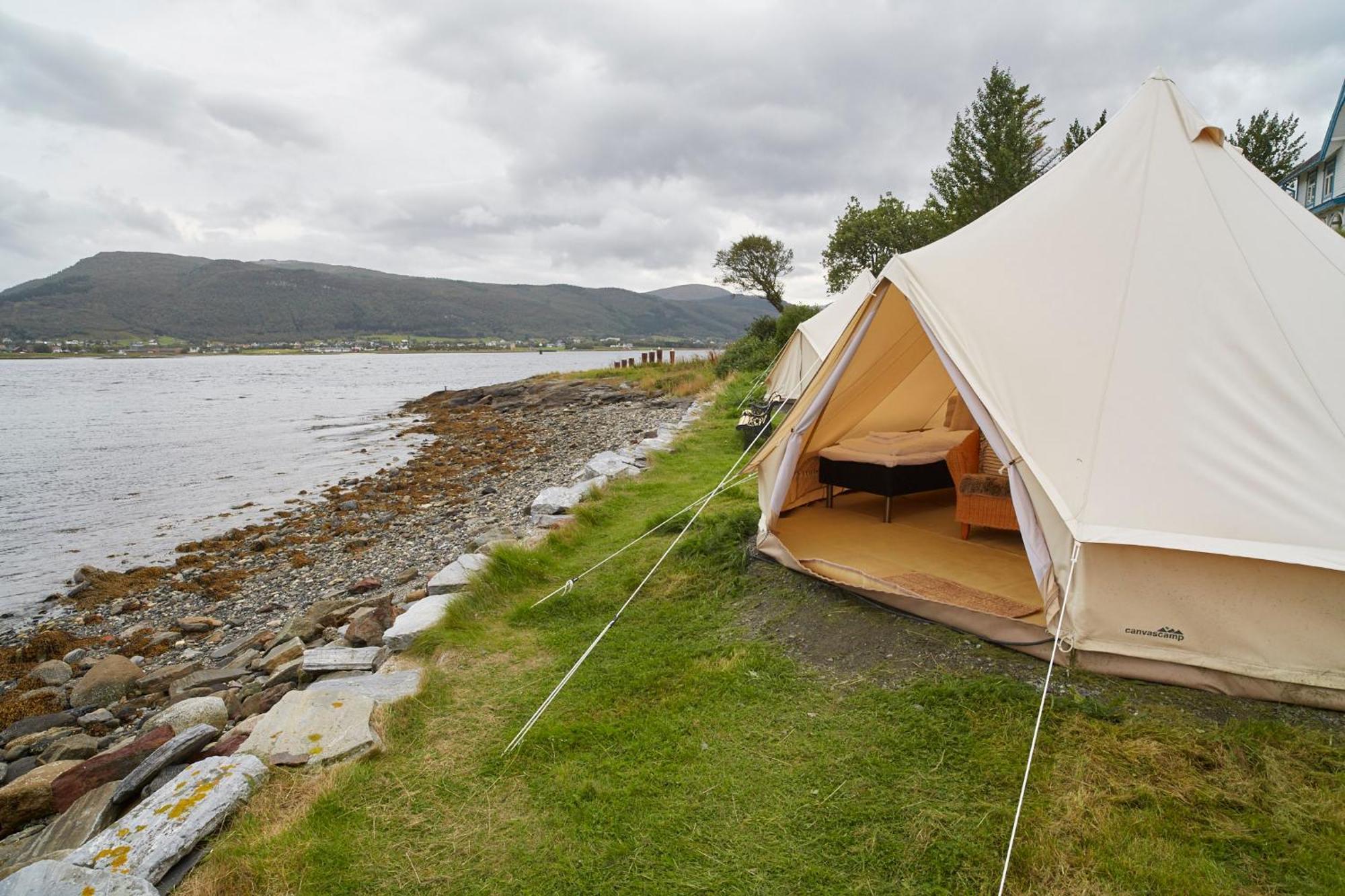Sandtorgholmen Glamping Extérieur photo