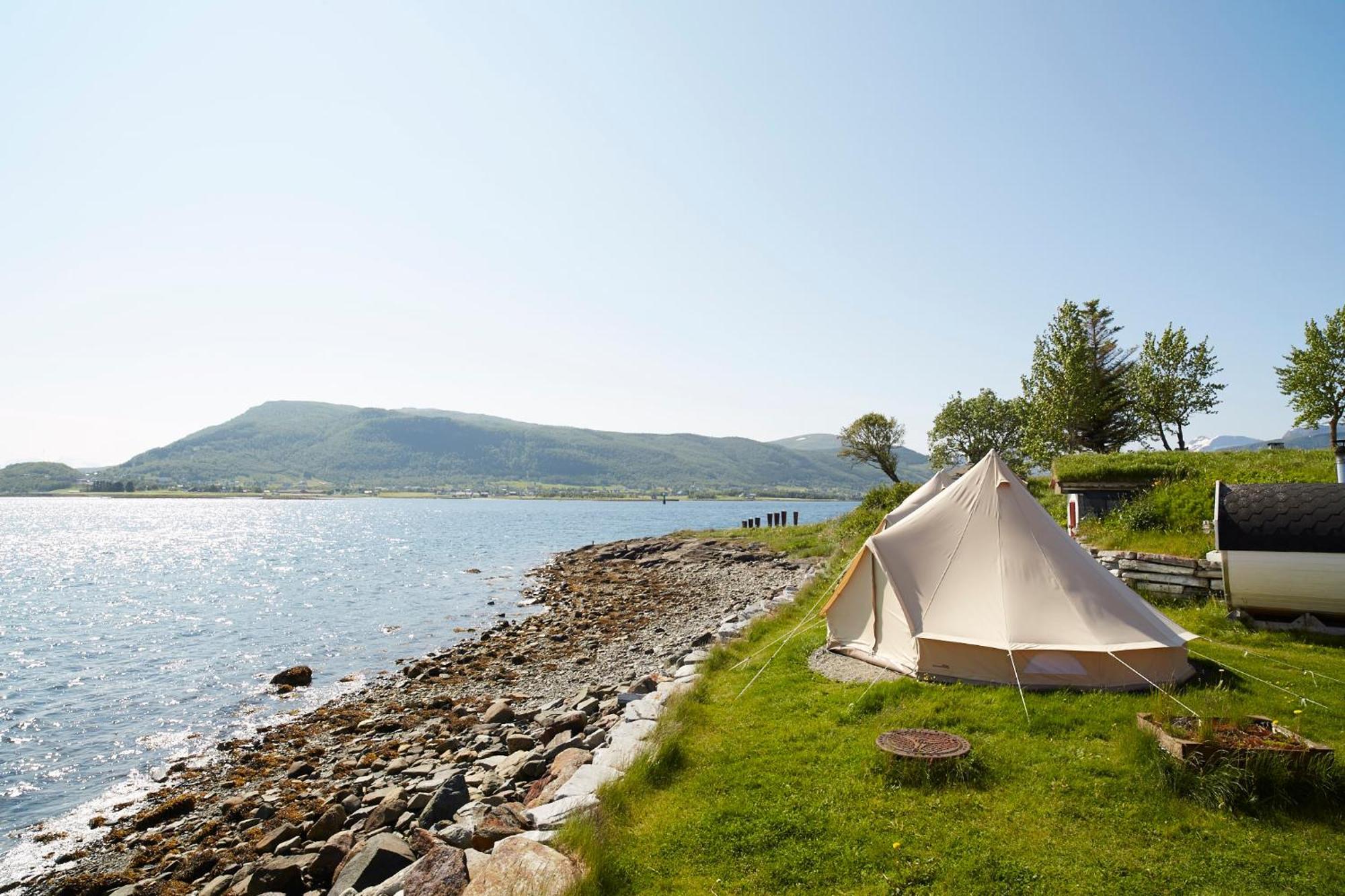 Sandtorgholmen Glamping Extérieur photo